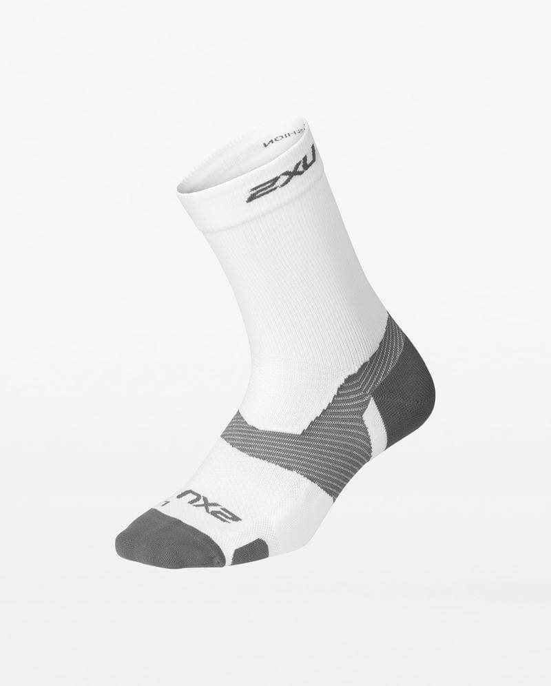 2XU Vectr Light Cushion Crew Socks